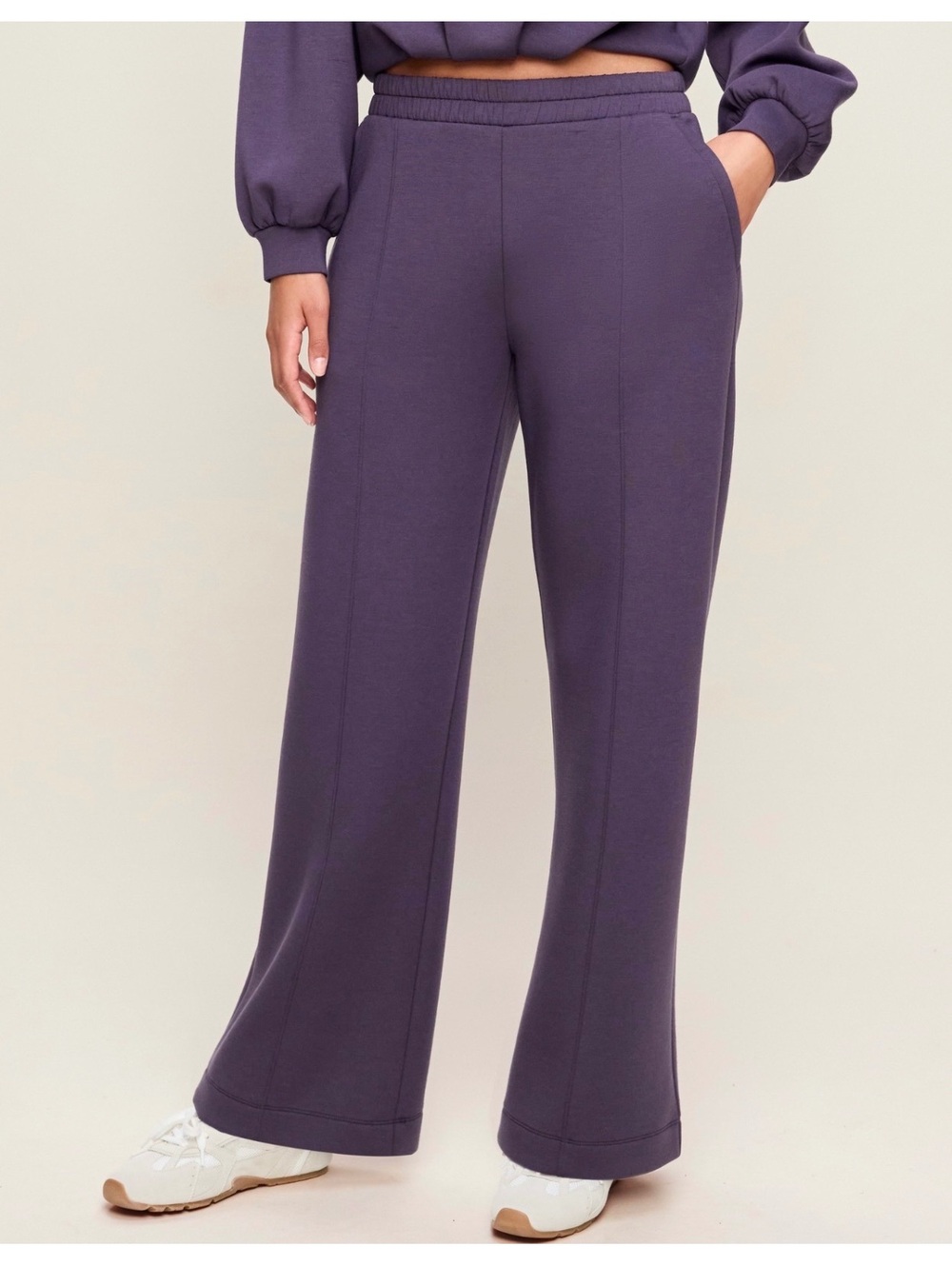 NWT Women’s Old Navy Wide Leg Bounce Fleece Pants Purple Nebula S Small